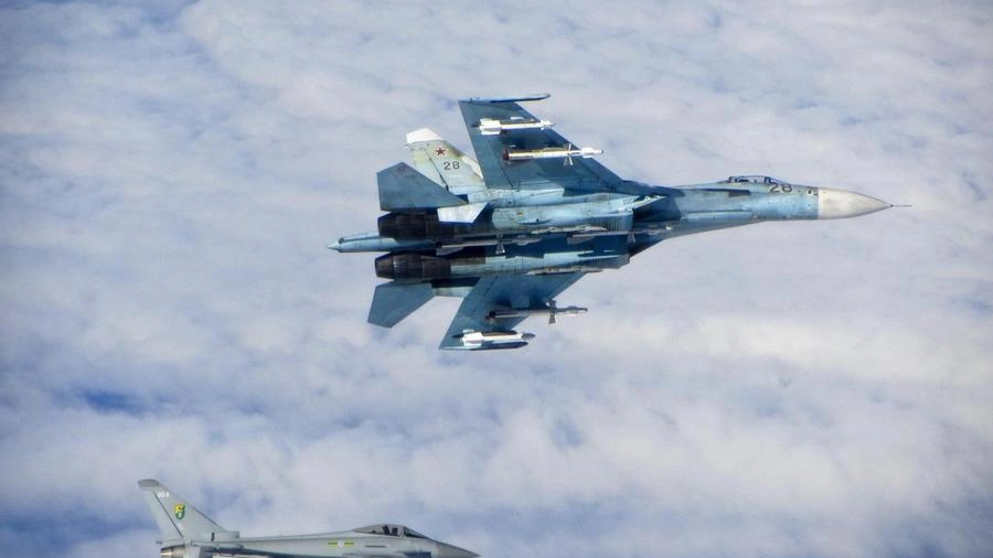 Allerta Nato: caccia russi nei cieli Ue 