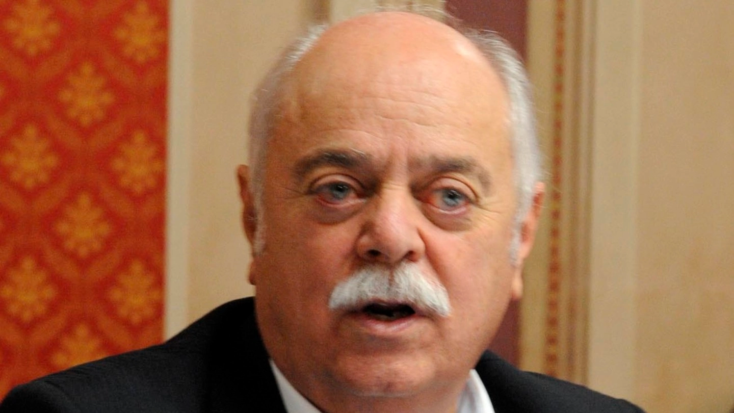 Il presidente della Provincia Antonio Pettinari