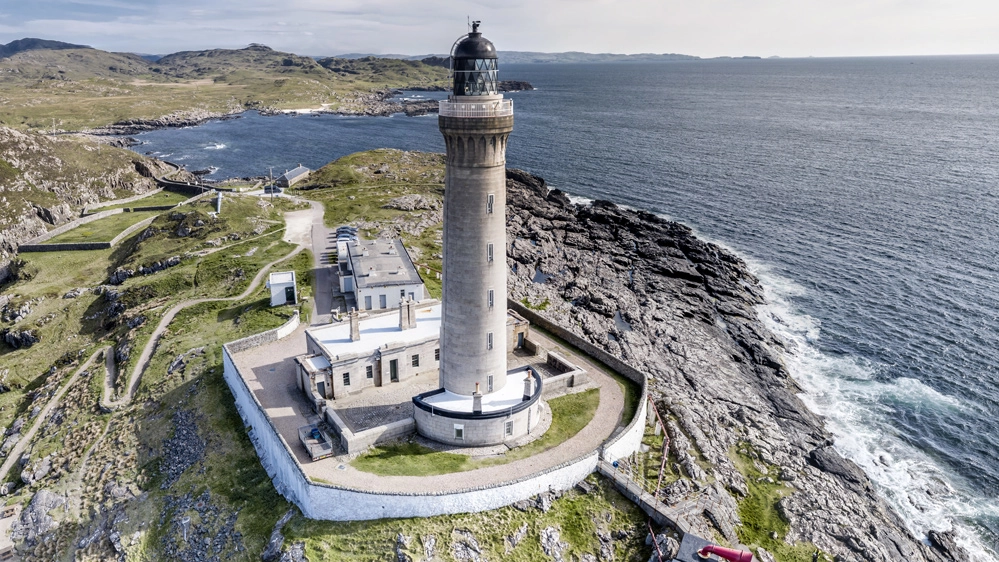 Potete dormire nel faro Ardnamurchan Lighthouse in Scozia