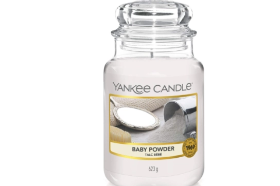 Yankee Candle Baby Powder su amazon.com 