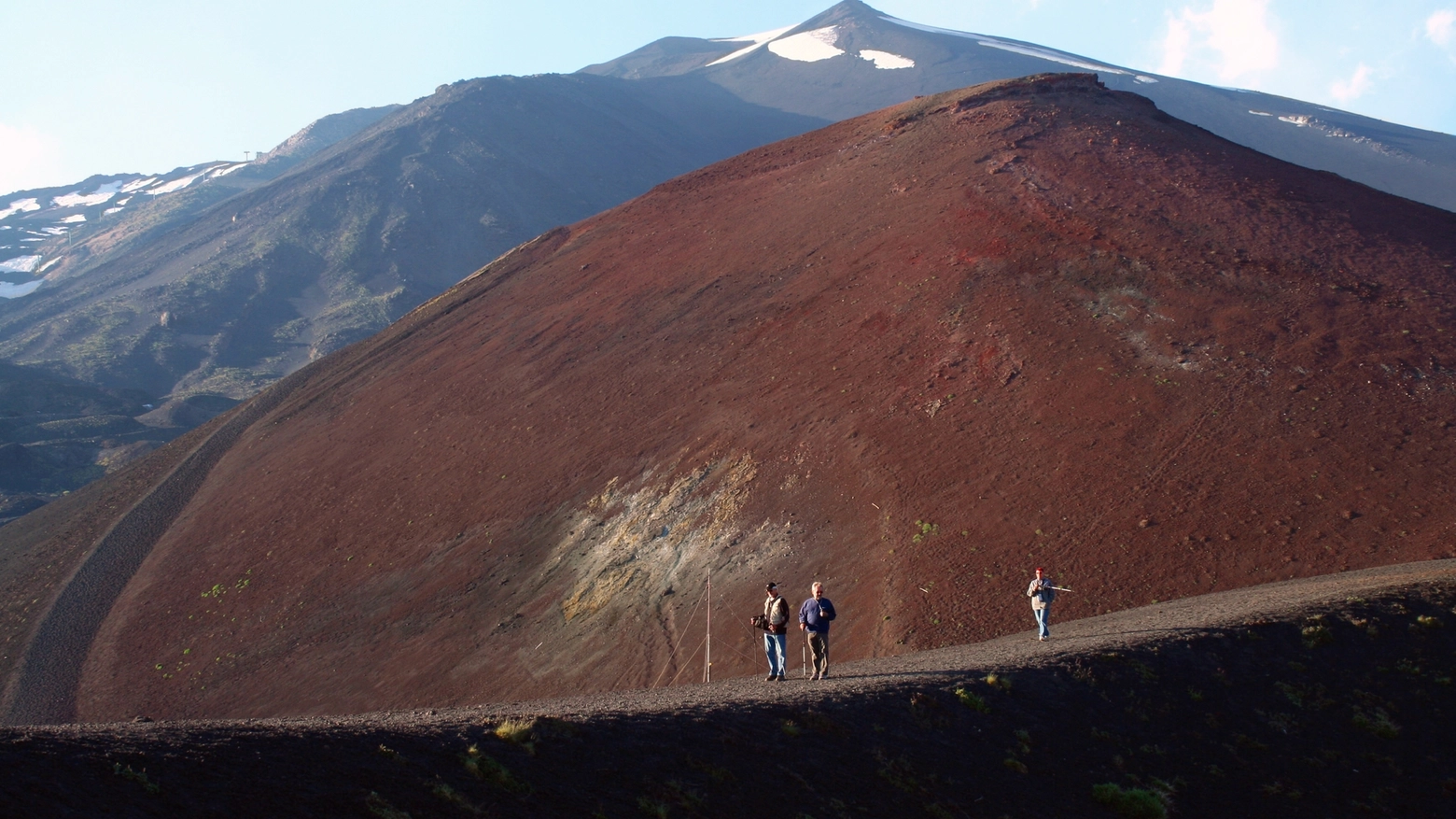 Etna: trekking lunari sul vulcano