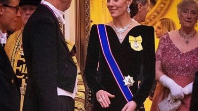 Kate Middleton con la tiara di Diana 