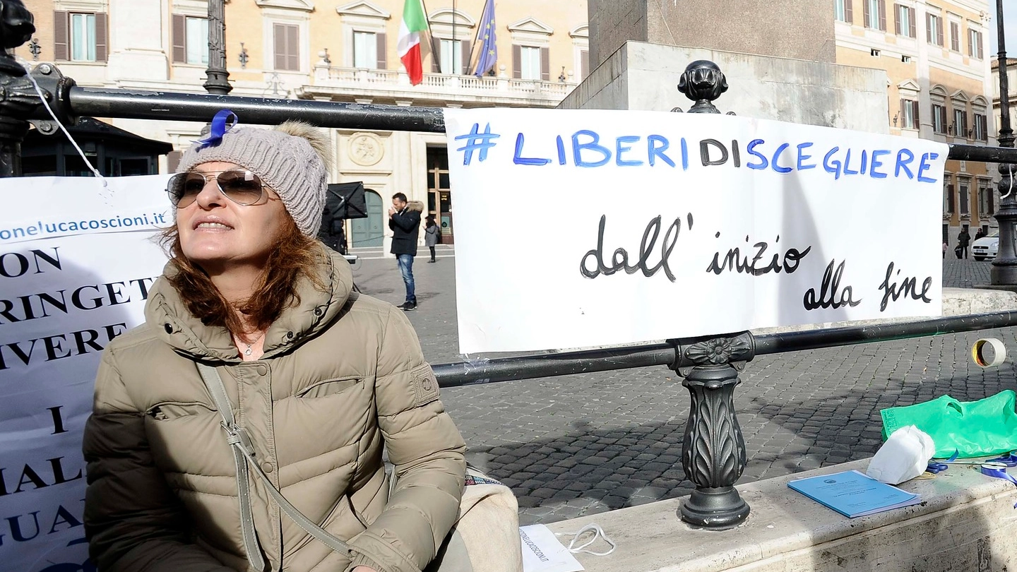 Roma, manifestazione dei Radicali sul biotestamento (LaPresse)