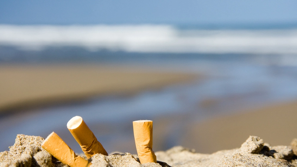 la-spagna-e-il-primo-paese-in-europa-a-vietare-il-fumo-in-spiaggia