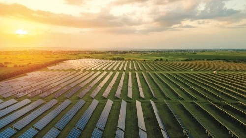 Il fotovoltaico permette di trasformare, direttamente e istantaneamente, l’energia solare 