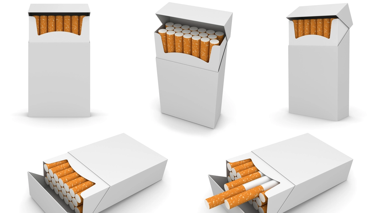 Il pacchetto standard di sigarette aiuta a ridurre il fumo - foto Sellingpix Istock