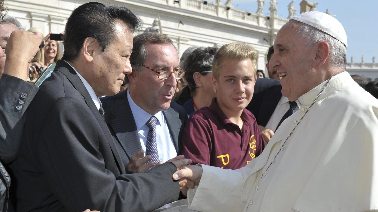 Papa Francesco con Takanori Fukushima in Vaticano 