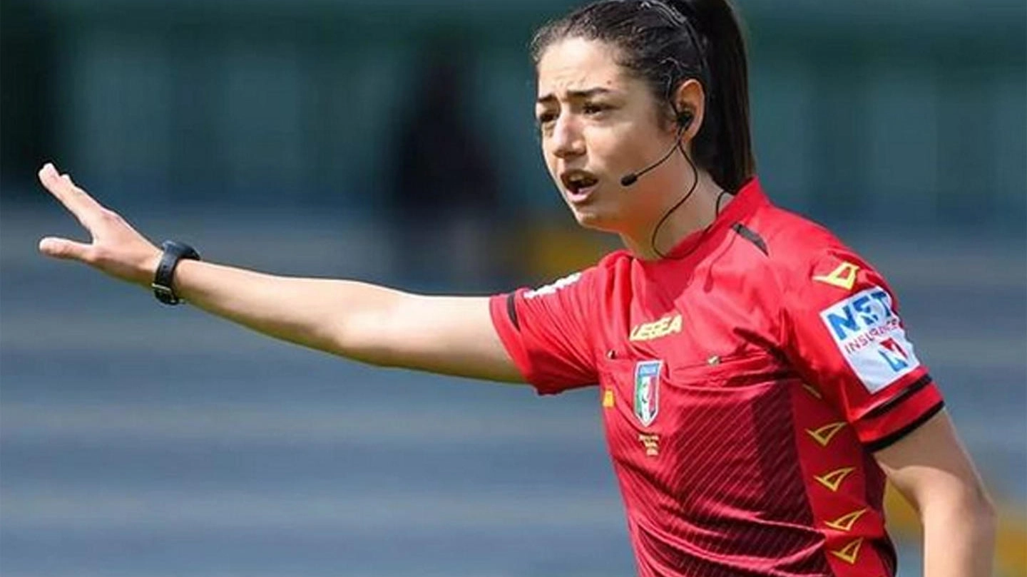 Maria Sole Ferrieri Caputi, la prima donna ad arbitrare in Serie A (Ansa)
