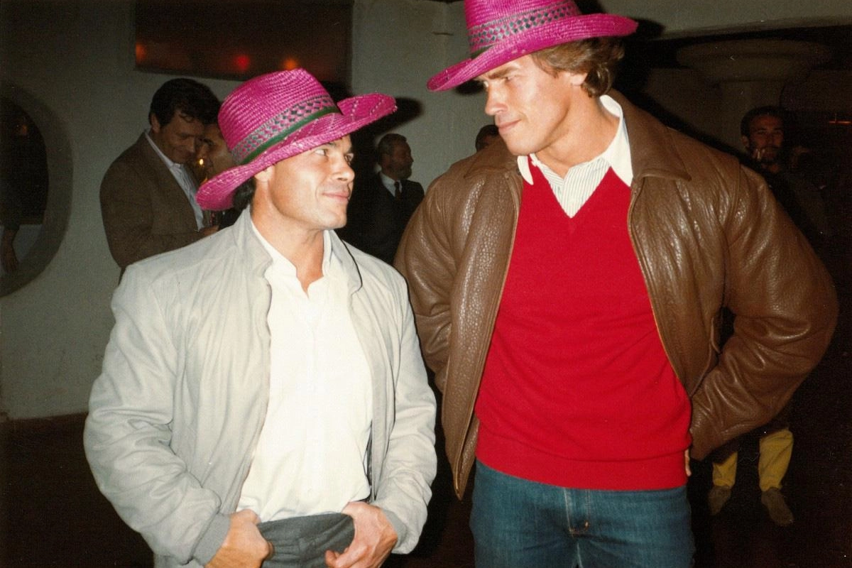 Arnold Schwarzenegger con Franco Columbu (Ansa)