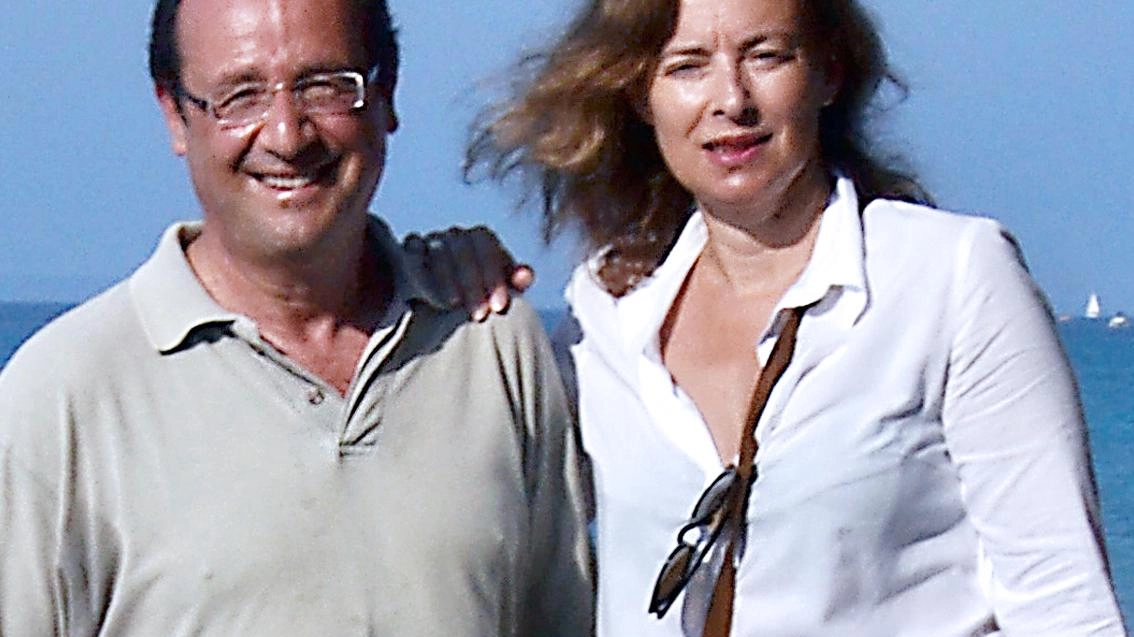 Otto anni fa Valérie Trierweiler, classe 1965, e François Hollande, nato nel ’54, erano un
