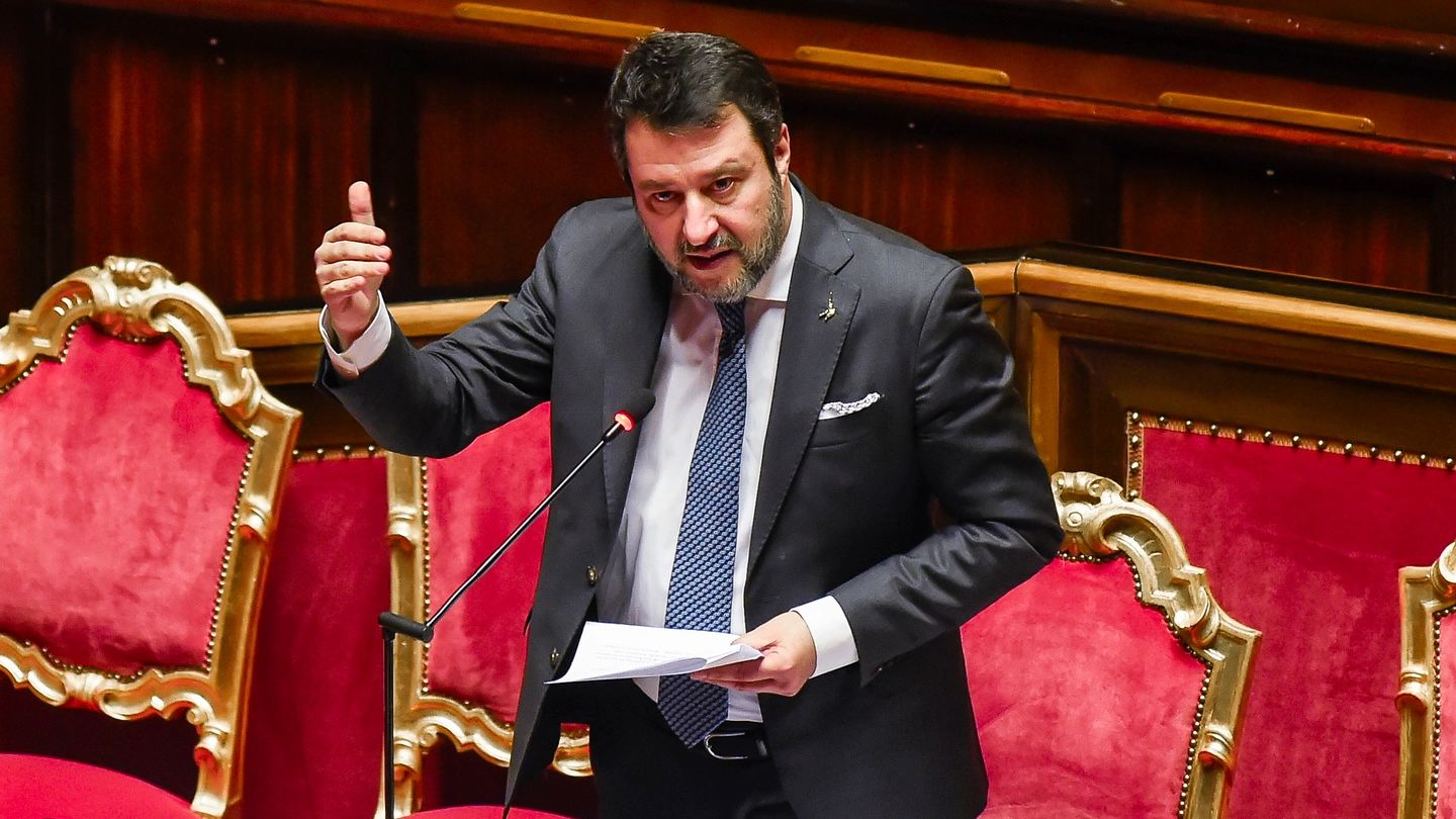 Matteo Salvini, 49 anni, ministro delle Infrastrutture e segretario della Lega