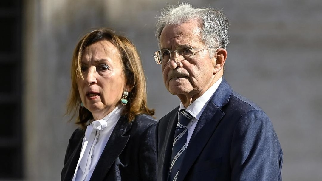 Sandra Zampa (Pd) con l'ex premier Romano Prodi