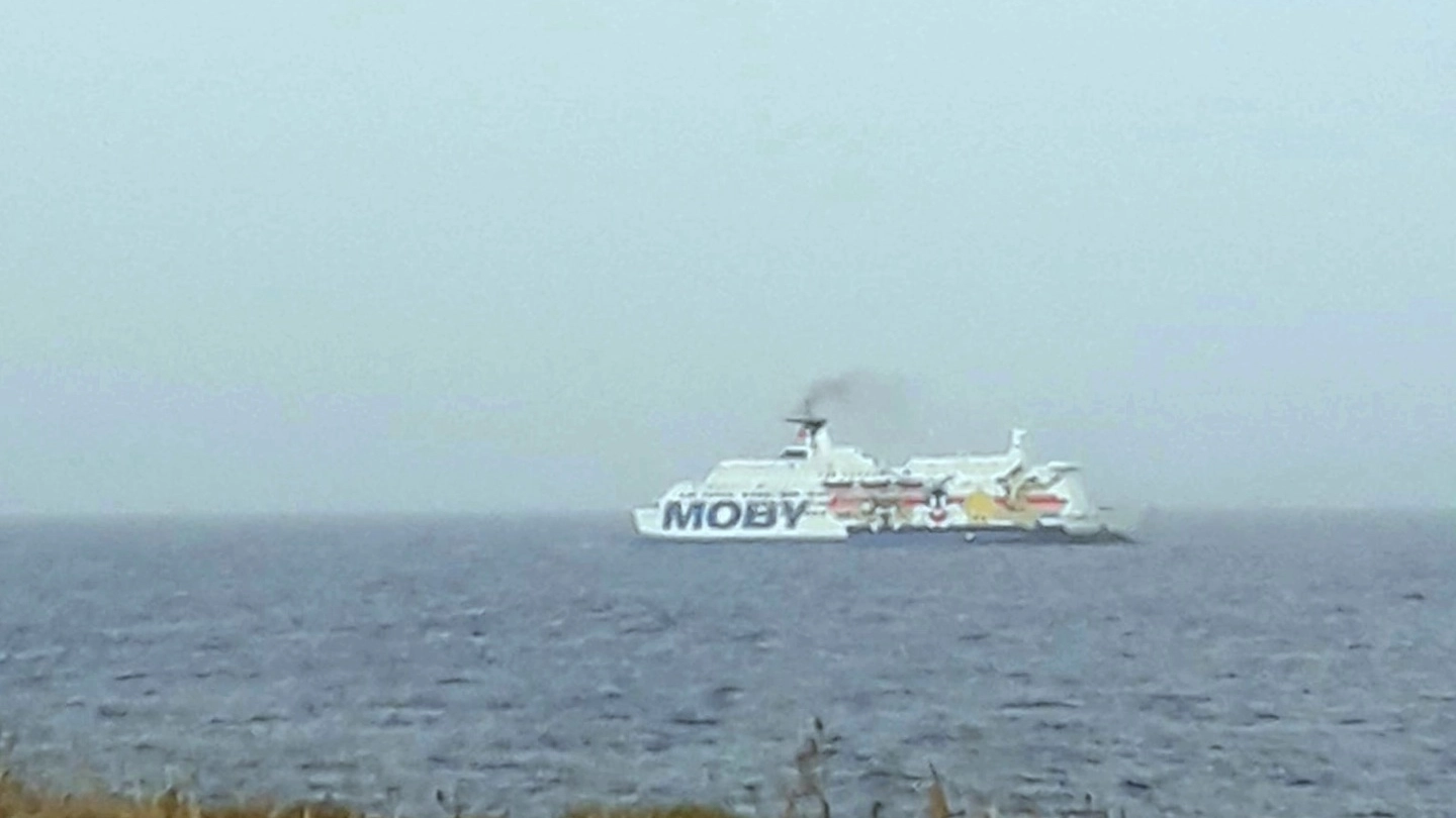 La nave Moby Zazà (Dire)