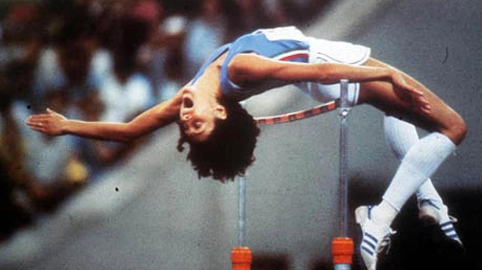 La regina del salto in alto compie 70 anni: il perché del legame duraturo con Erminio Azzaro, lo sport maschilista di allora, complessi e successi