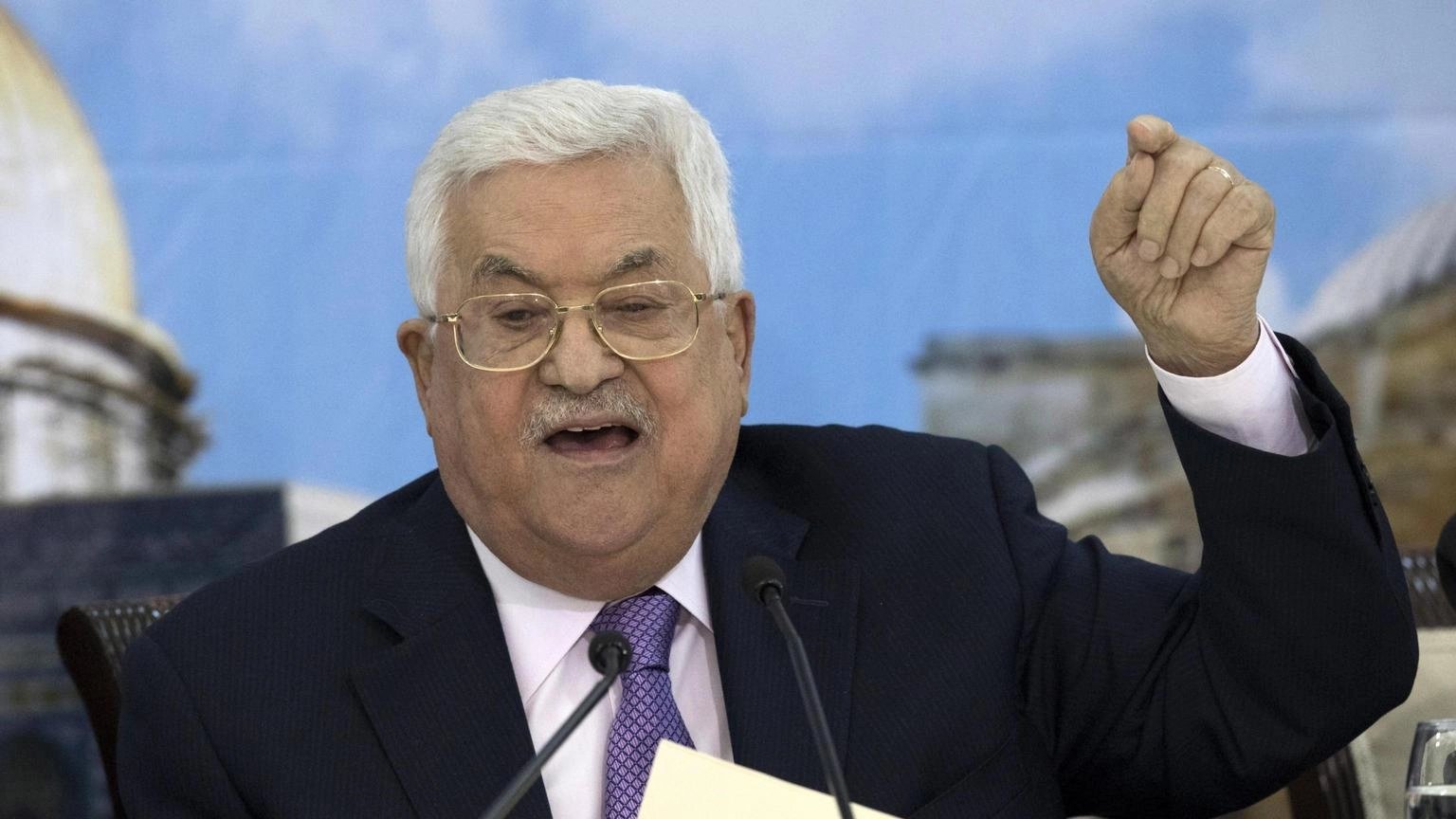 Abu Mazen, 'pronti ad assumerci la responsabilità di Gaza'