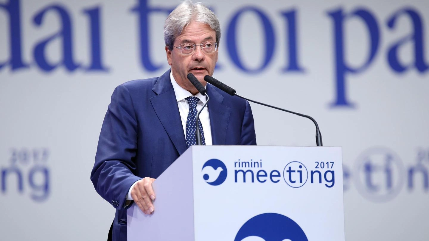 Paolo Gentiloni al Meeting di Rimini (Ansa)