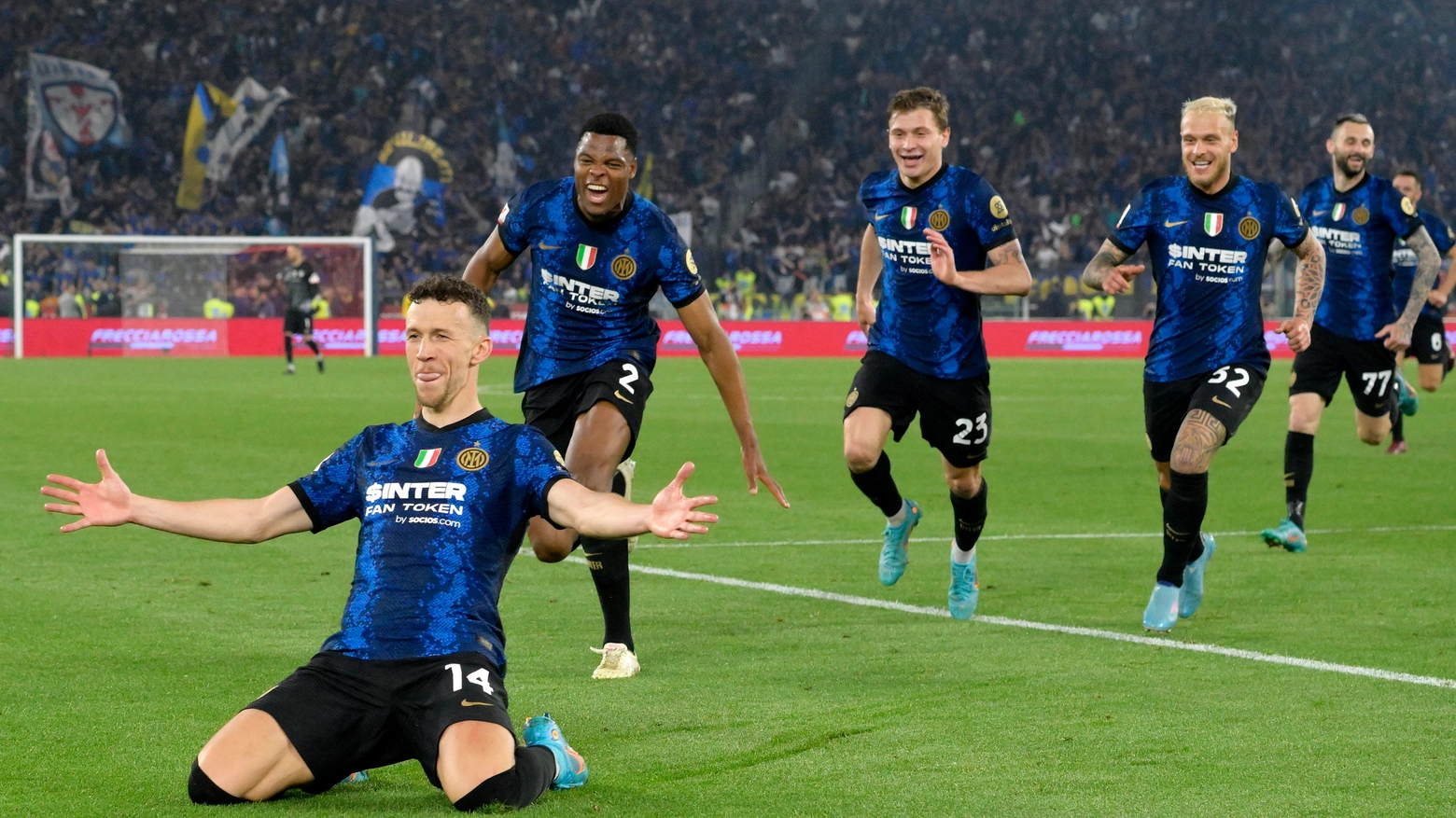 Ivan Perisic festeggia il gol segnato alla Juve nella finale di Coppa Italia (Ansa)