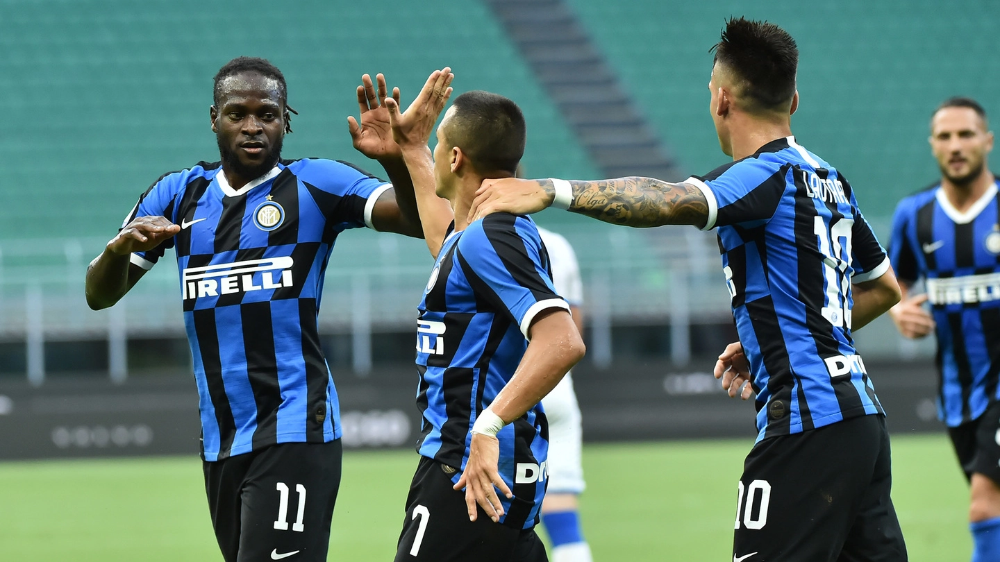 Inter, l'esultanza di Alexis Sanchez per il gol del 2-0 (foto alive)