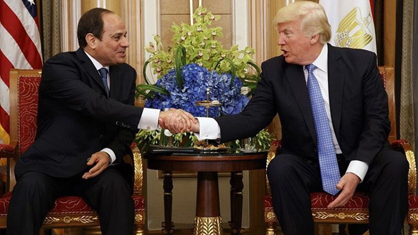 Abdel Fattah al Sisi  e Donald Trump  (Lapresse)