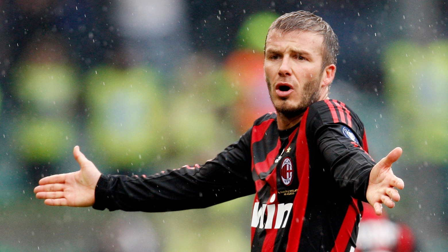 David Beckham con la maglia del Milan (Reuters)