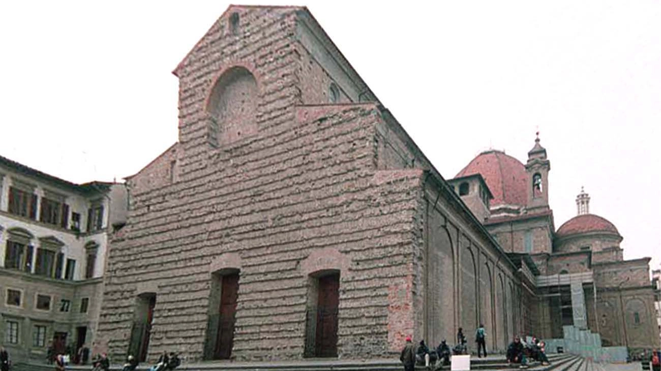 Una foto di archivio della basilica di San Lorenzo (New Press Photo)