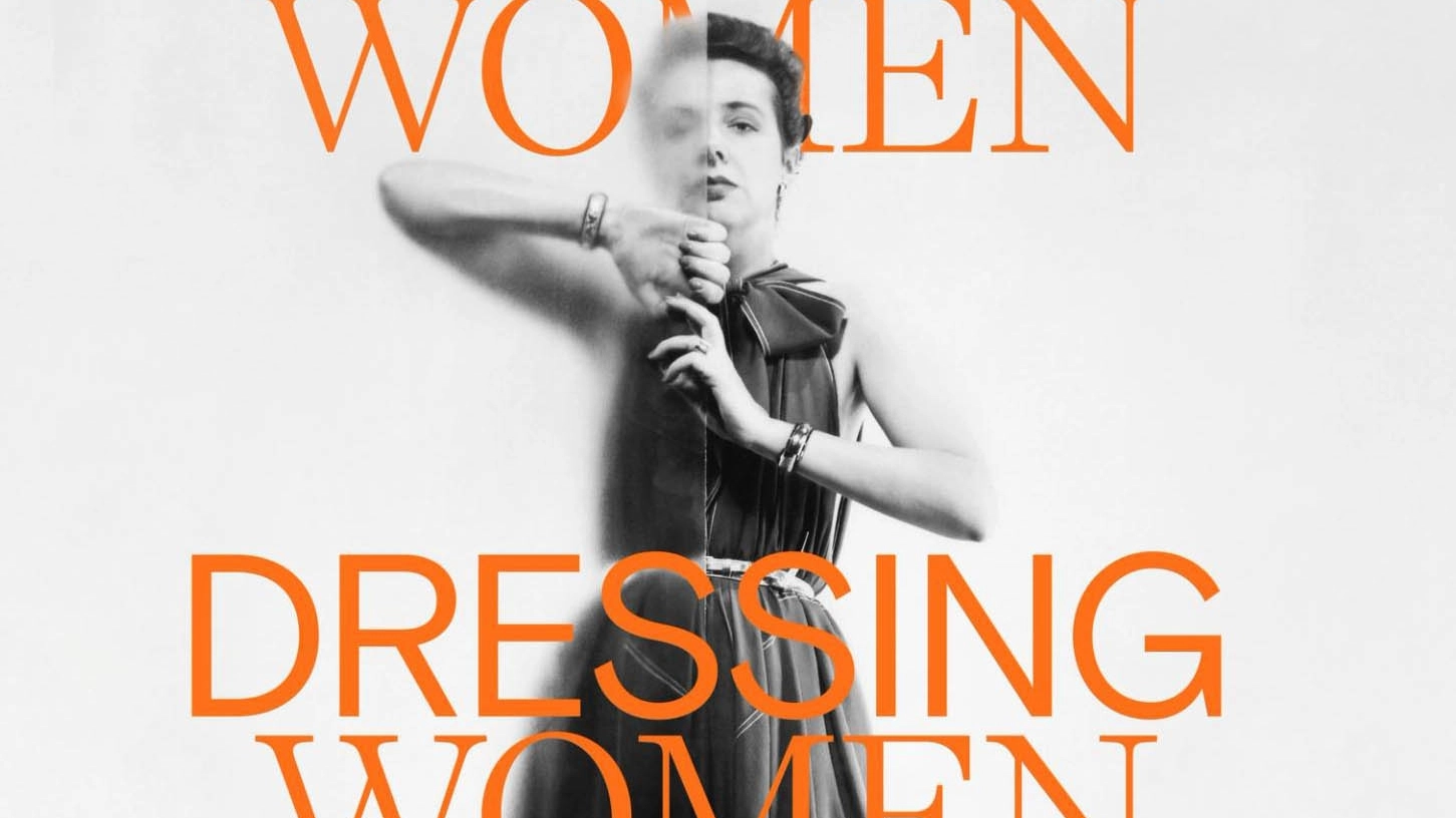 Il poster della mostra Women Dressing Women. ph courtesy www.metmuseum.org