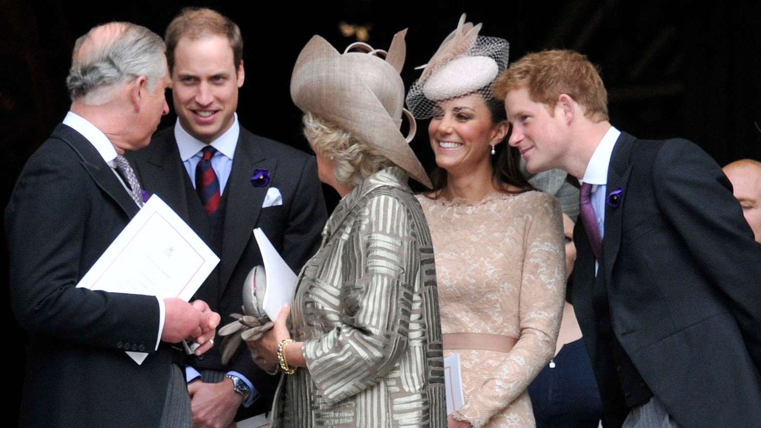 Re Carlo insieme a Camilla, William, Henry e Kate Middleton