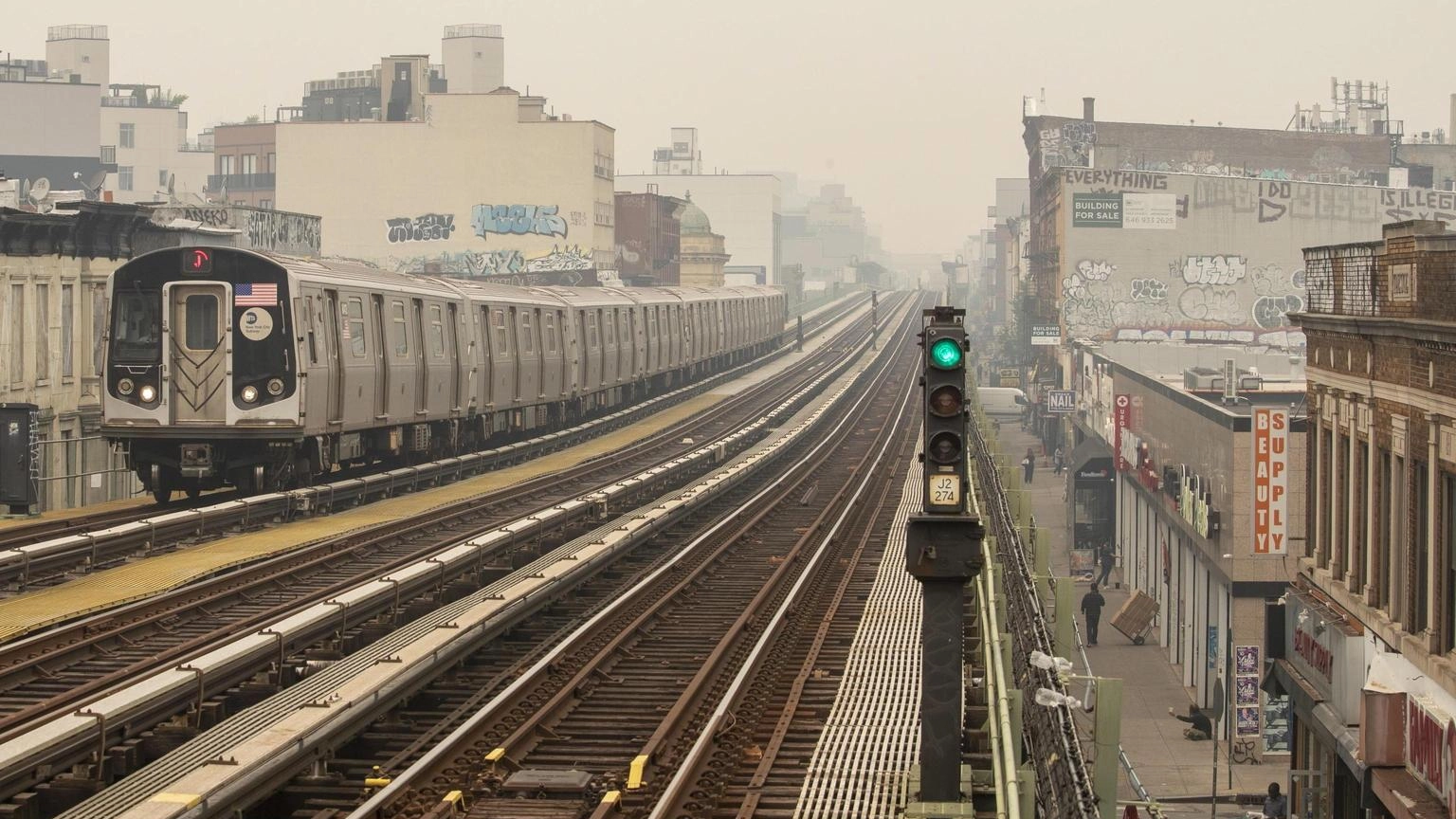 Usa: sparatoria in metro a New York, morto un 35enne