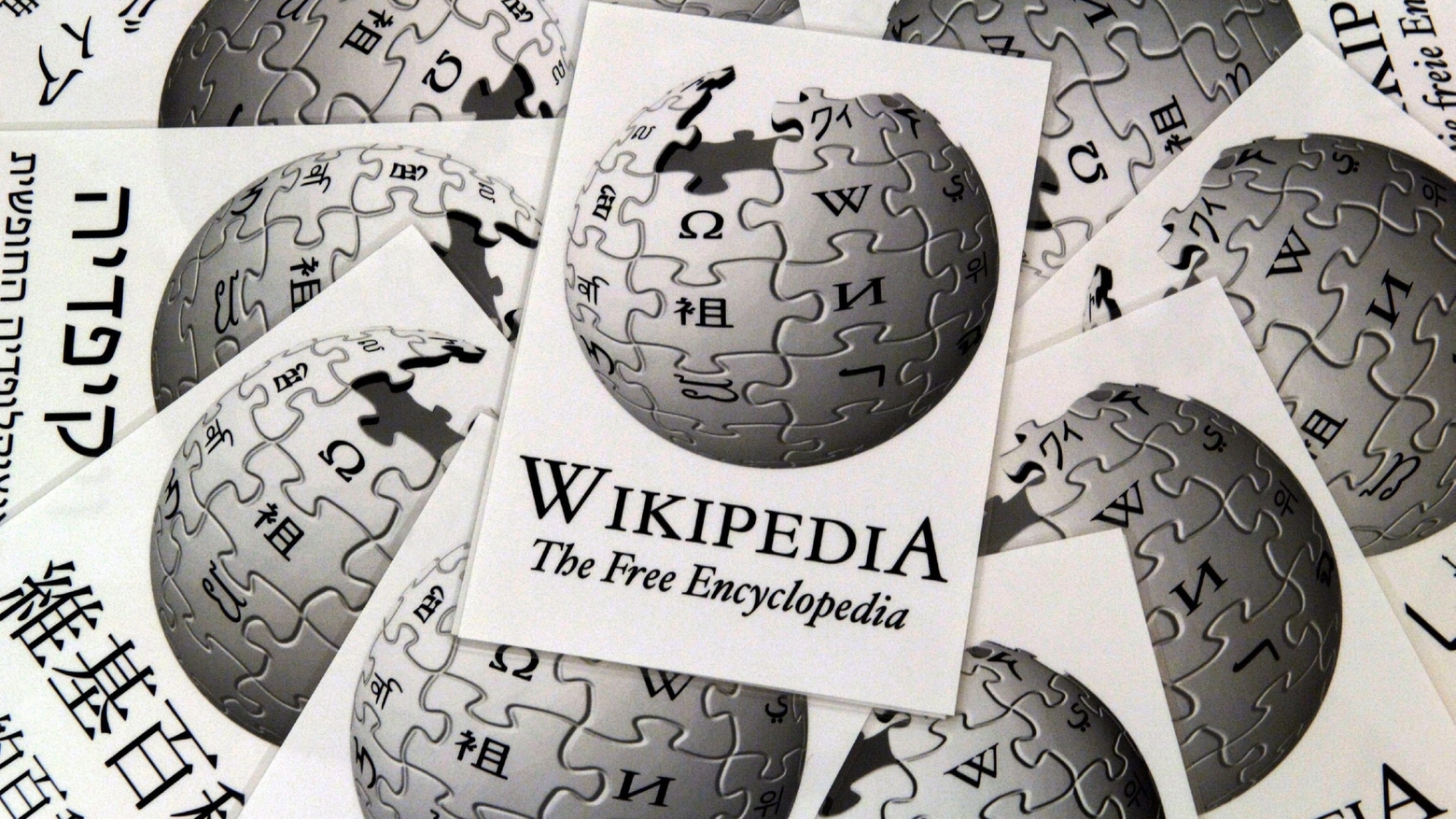 Il logo di Wikipedia (Ansa)