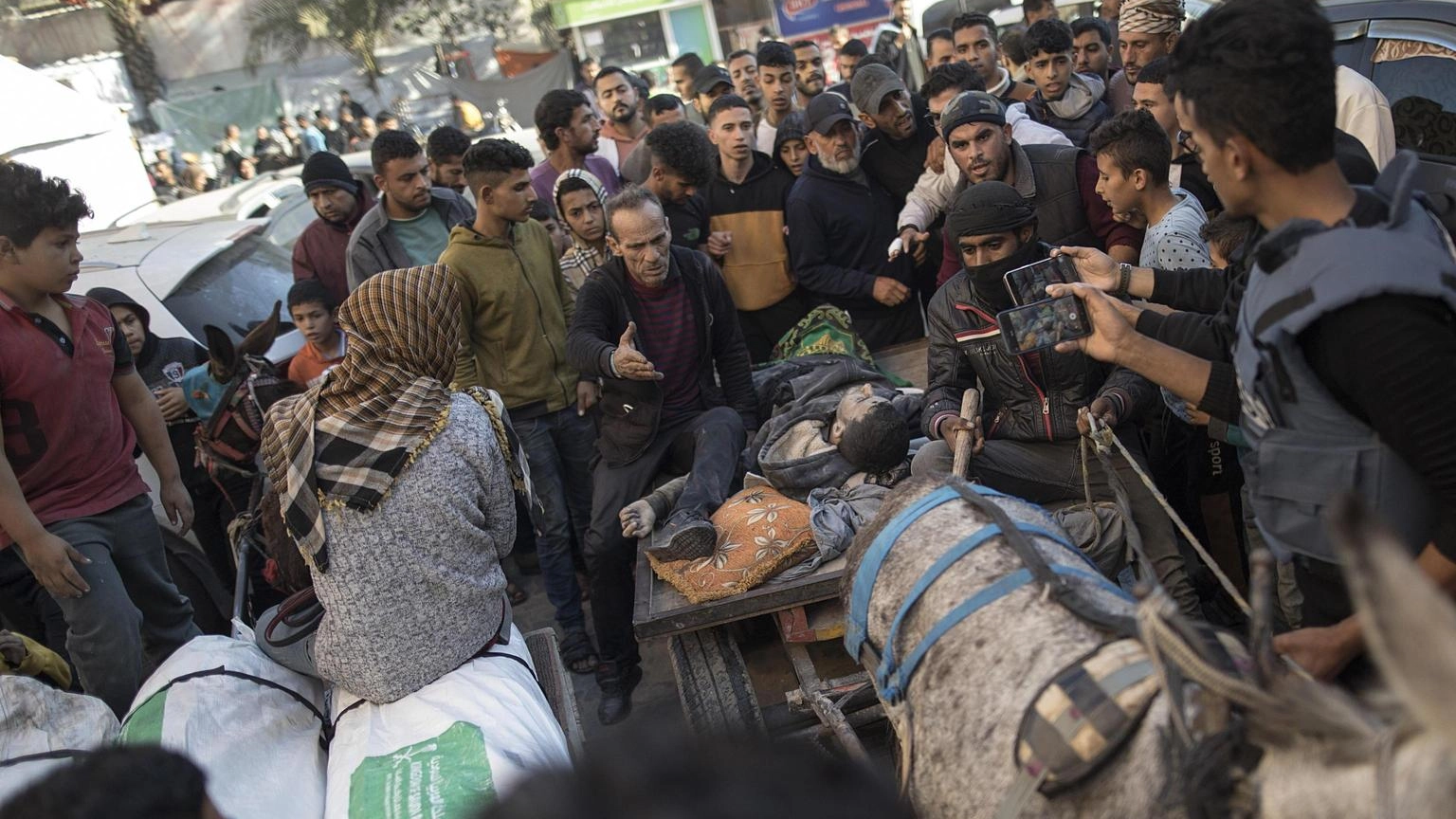 Ministero Sanità Hamas, numero morti a Gaza sale a 19.453