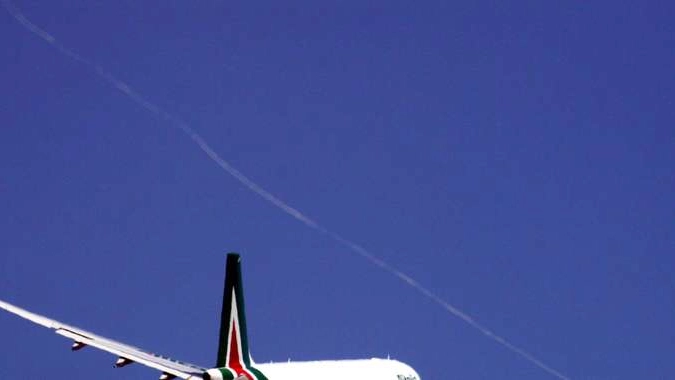 Alitalia: aumento potrebbe salire 300mln