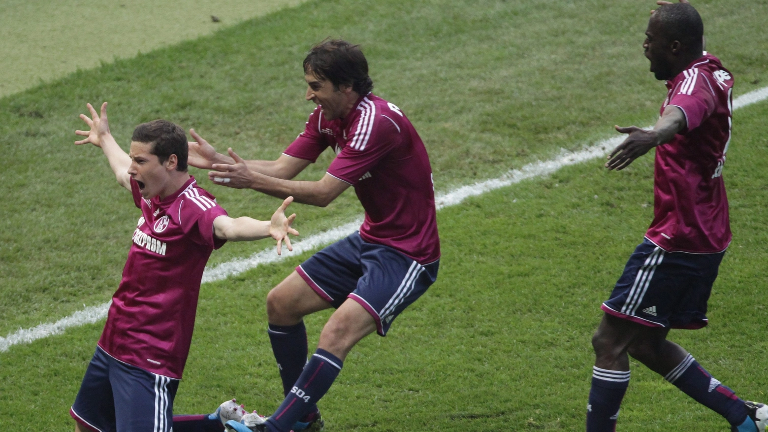 Draxler e Raul nello Schalke 2011