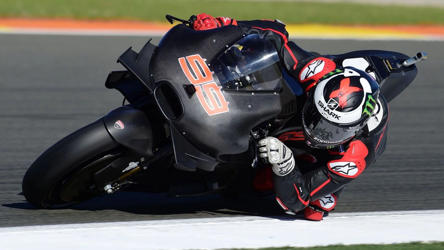 Jorge Lorenzo in sella alla Ducati (Afp)