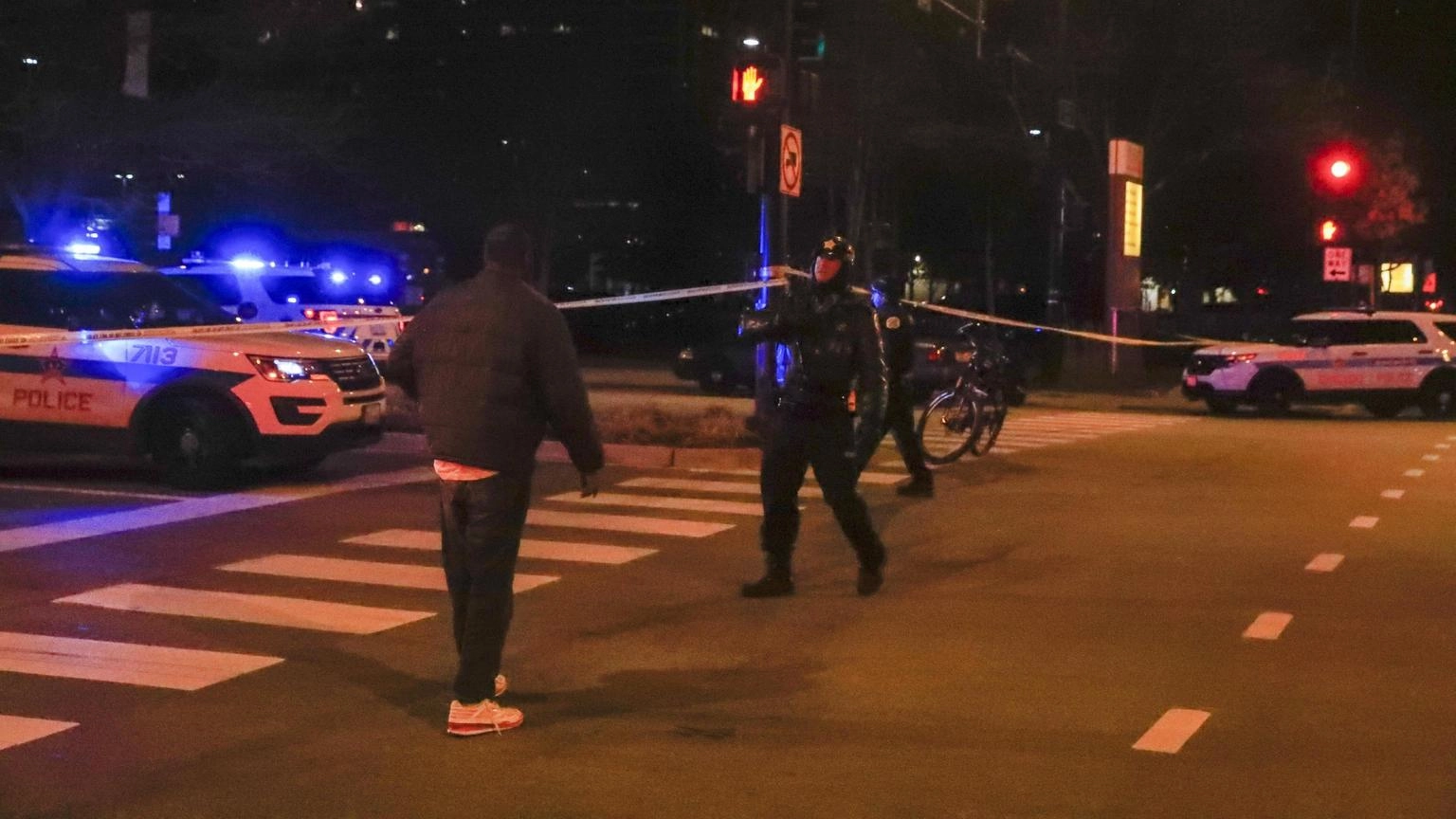 Chicago,due giovani uccisi a colpi di pistola fuori scuola