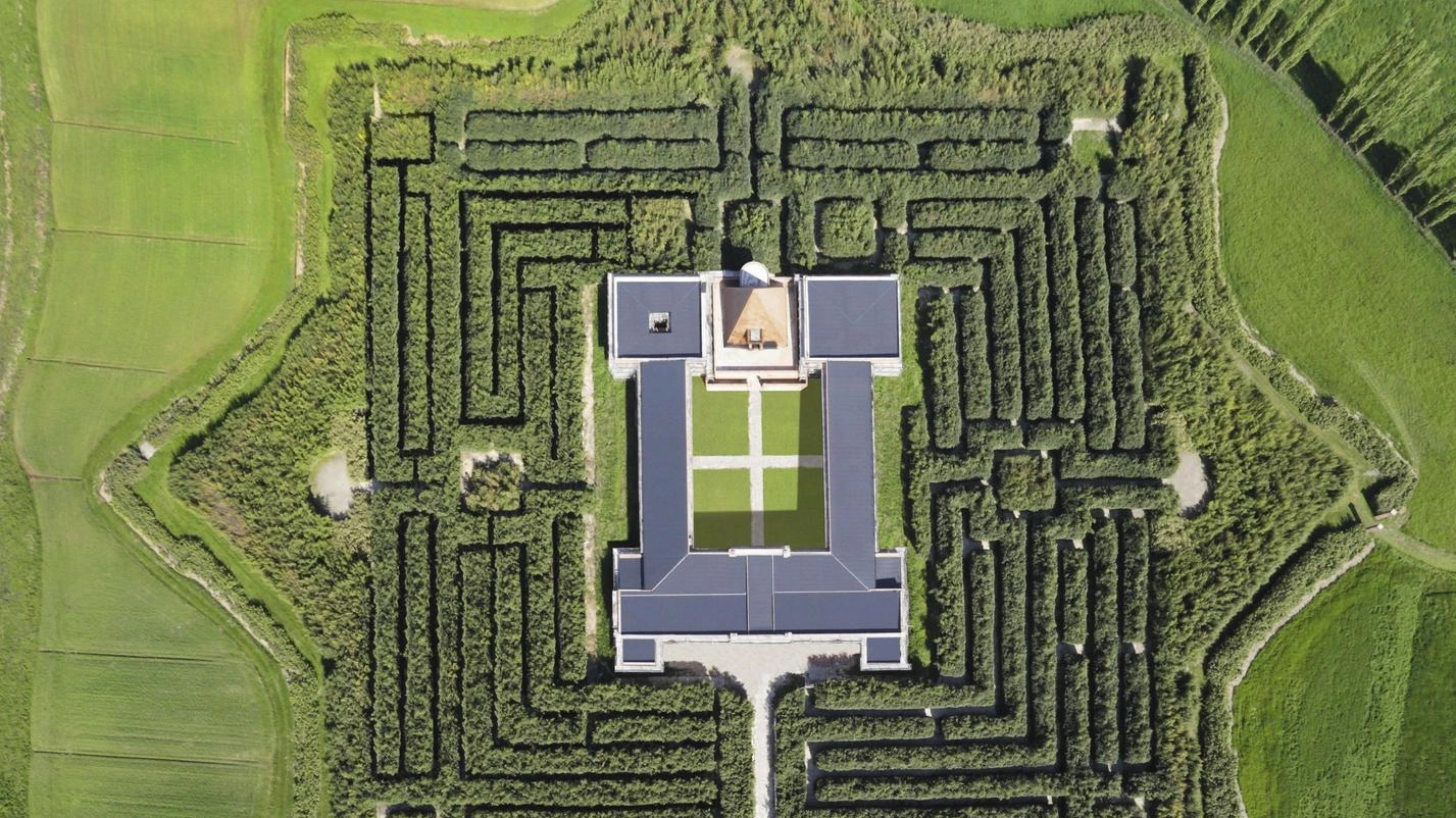 Una veduta aerea del Labirinto a Fontanello, Parma (Ansa)