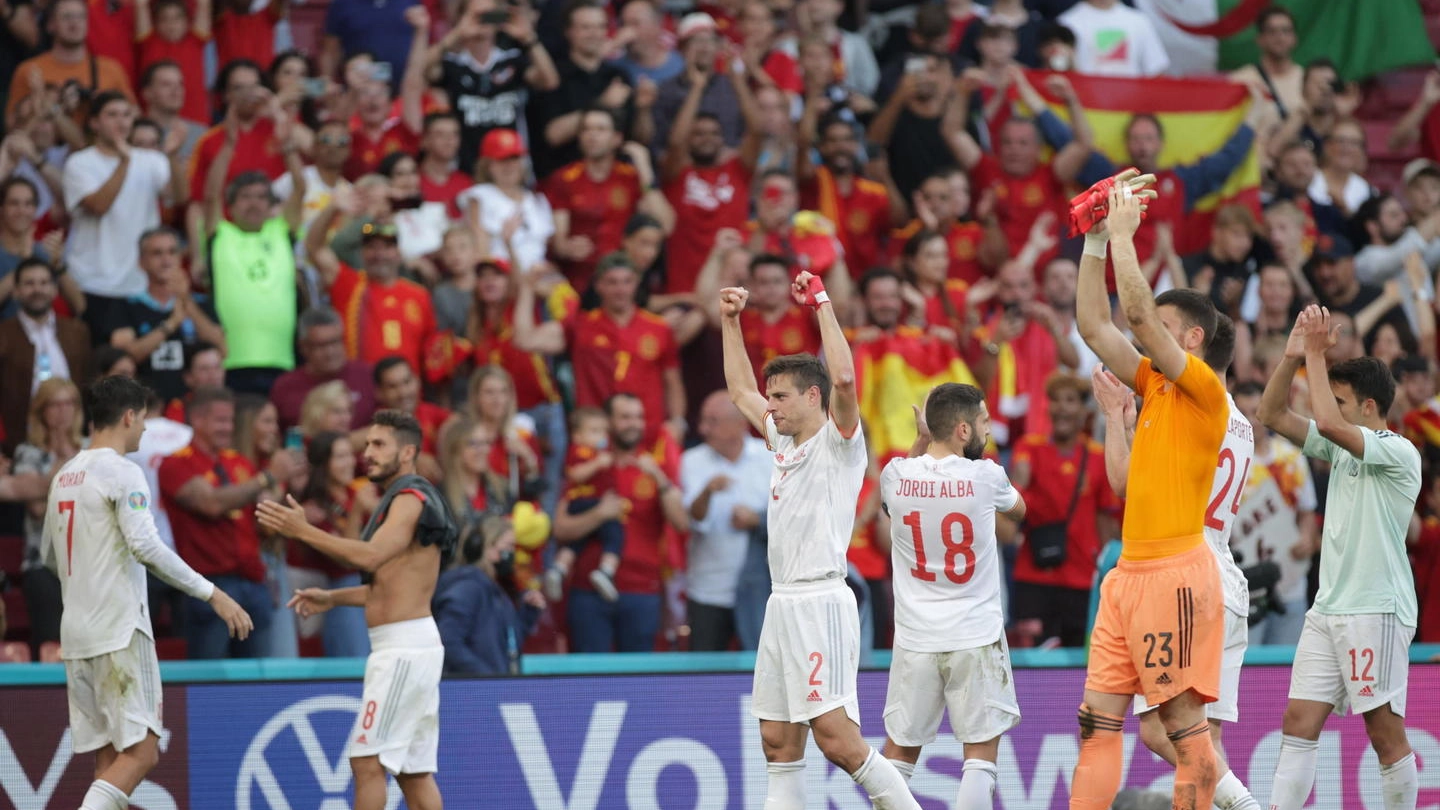 La Spagna esulta al termine della partita