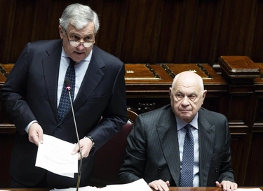Tajani e il caso Ilaria Salis: "Il governo si occupa di lei fin dal primo giorno". Ma è stallo sui domiciliari