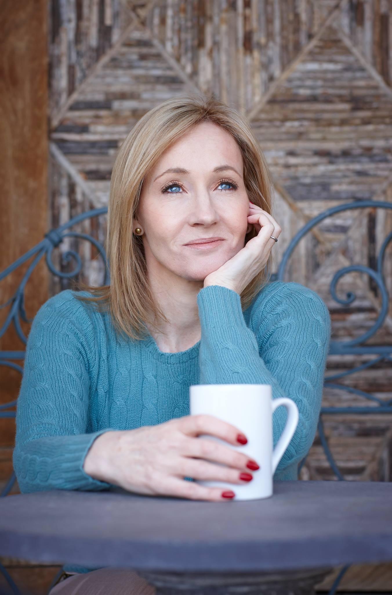 Harry Potter, anche JK Rowling al lavoro per la nuova serie tv Harry Potter, anche JK Rowling al lavoro per la nuova serie tv
