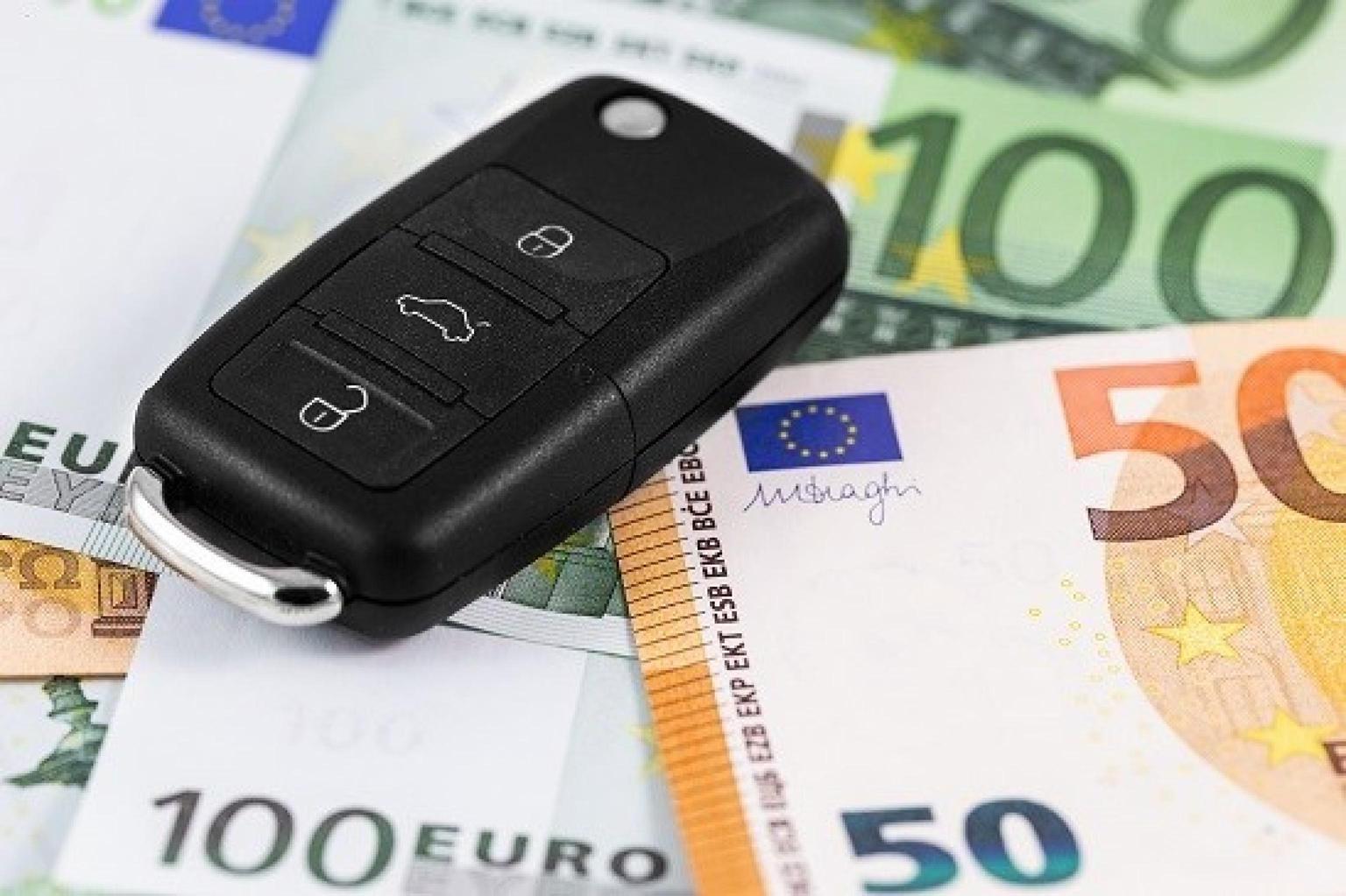 Italia al vertice per il prezzo rc auto in UE nel 2023, secondo solo al Regno Unito Italia al vertice per il prezzo rc auto in UE nel 2023, secondo solo al Regno Unito