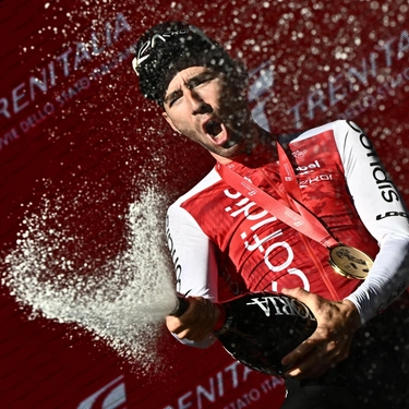 Le pagelle della tappa 5 del Giro d’Italia: Thomas da 10, grande Pietrobon. Male i team dei velocisti