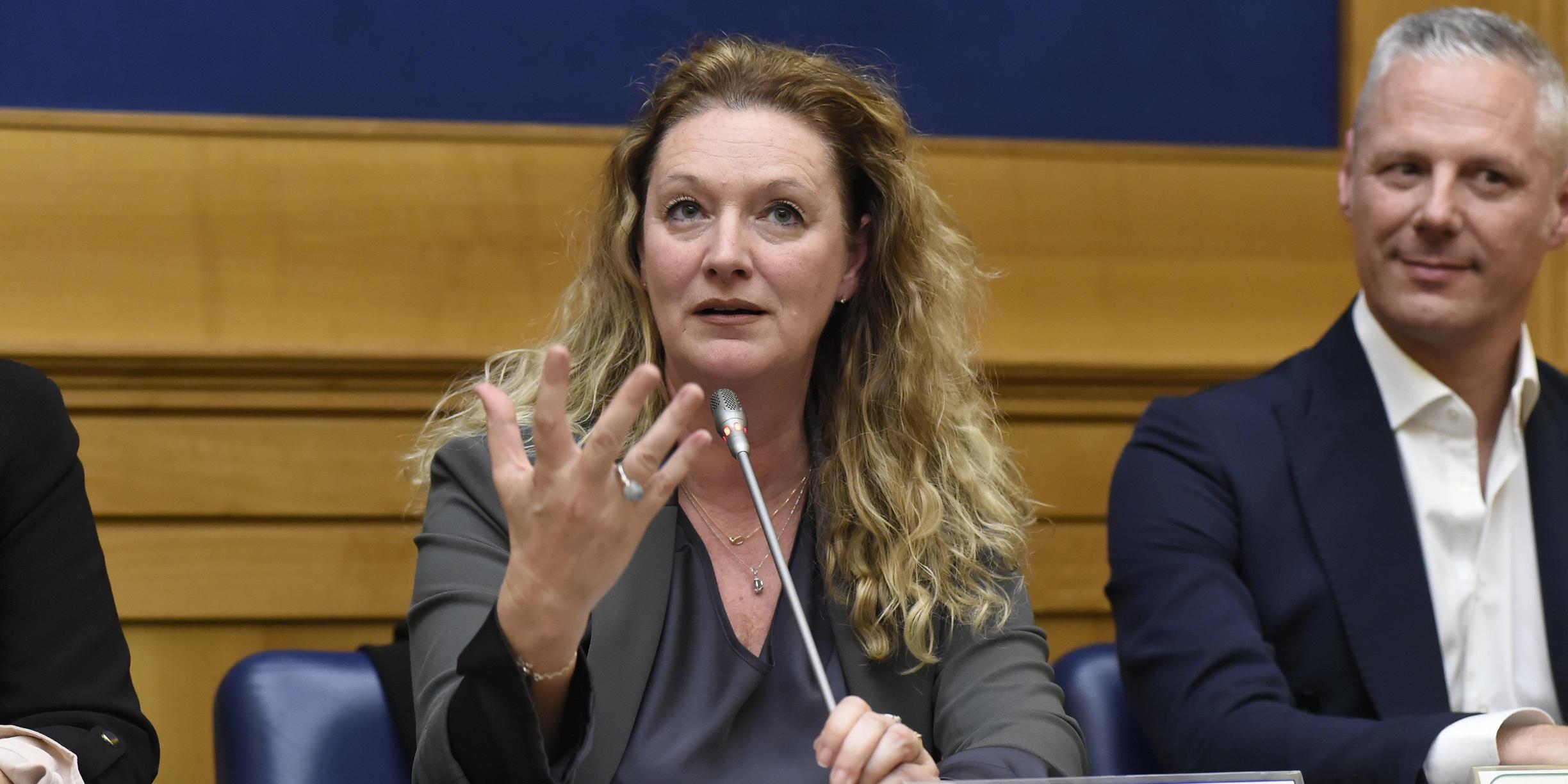 Prato, indagata la sindaca: "Favorì un imprenditore". Per i pm è corruzione Prato, indagata la sindaca: "Favorì un imprenditore". Per i pm è corruzione