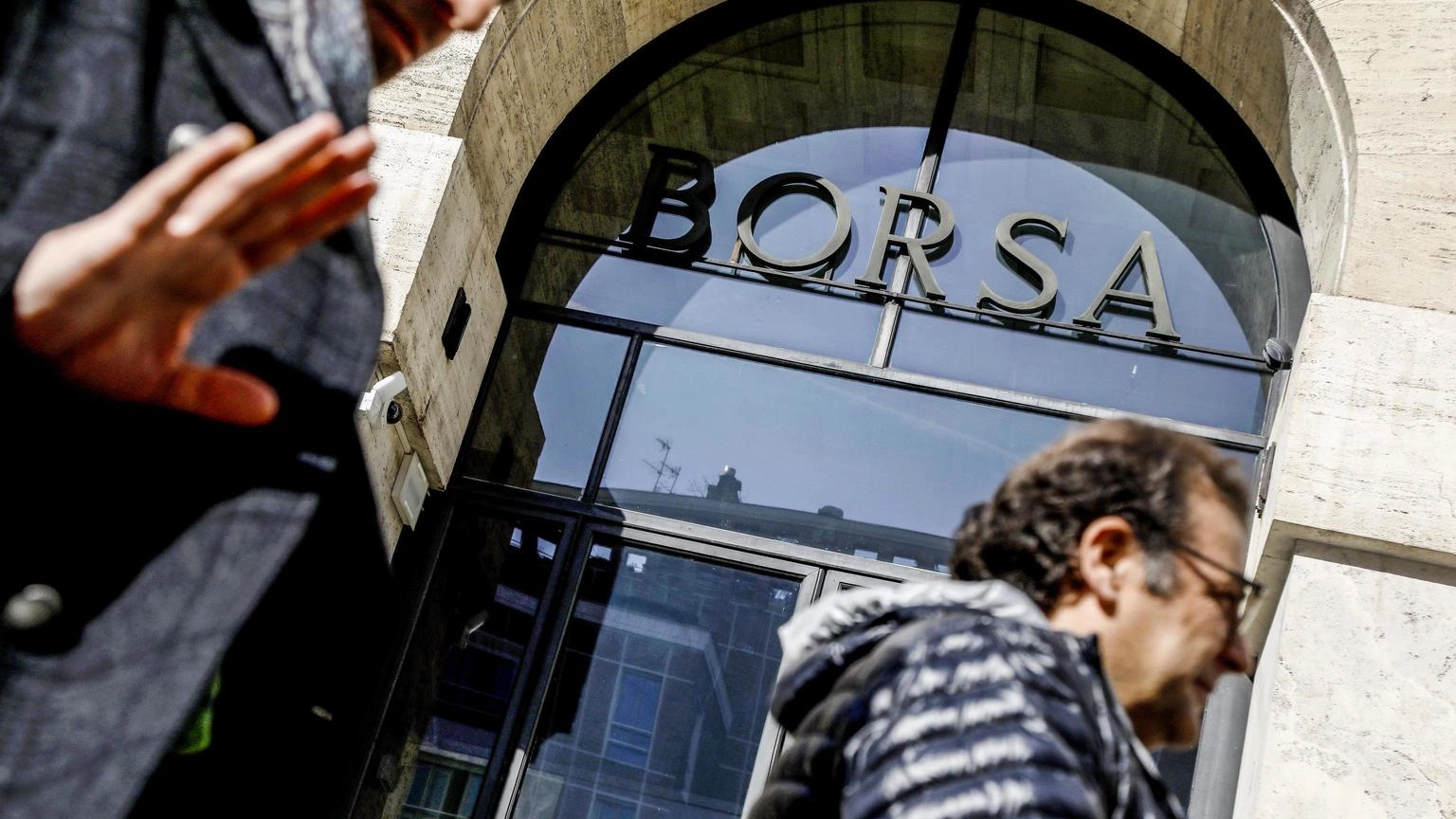 Bff Bank crolla in Borsa, -32% dopo rilievi Banca d'Italia