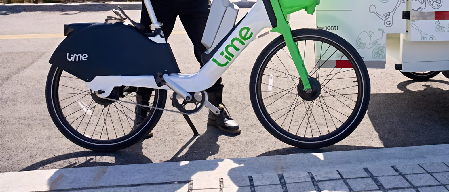 Lime – oggi Neutron Holdings Inc. – è un’azienda statunitense di mobilità sostenibile. A inventarla, nel 2017, a San Francisco,...
