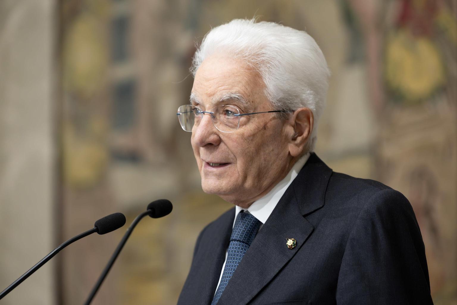 Mattarella, palestinesi hanno diritto al loro focolare Mattarella, palestinesi hanno diritto al loro focolare
