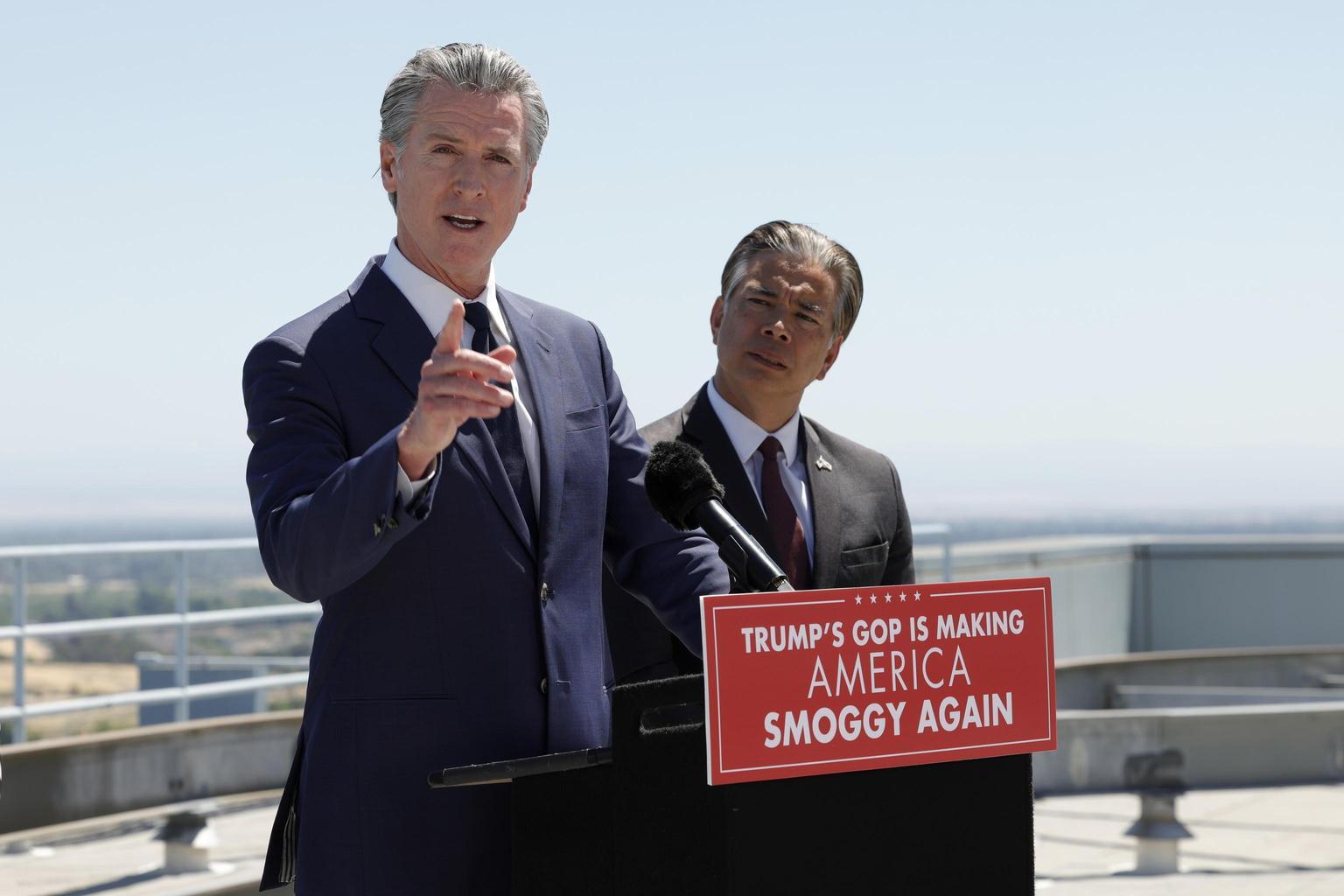Newsom risponde a minacce di arresto di Homan: "Non mi impedirà di difendere la California" Newsom risponde a minacce di arresto di Homan: "Non mi impedirà di difendere la California"