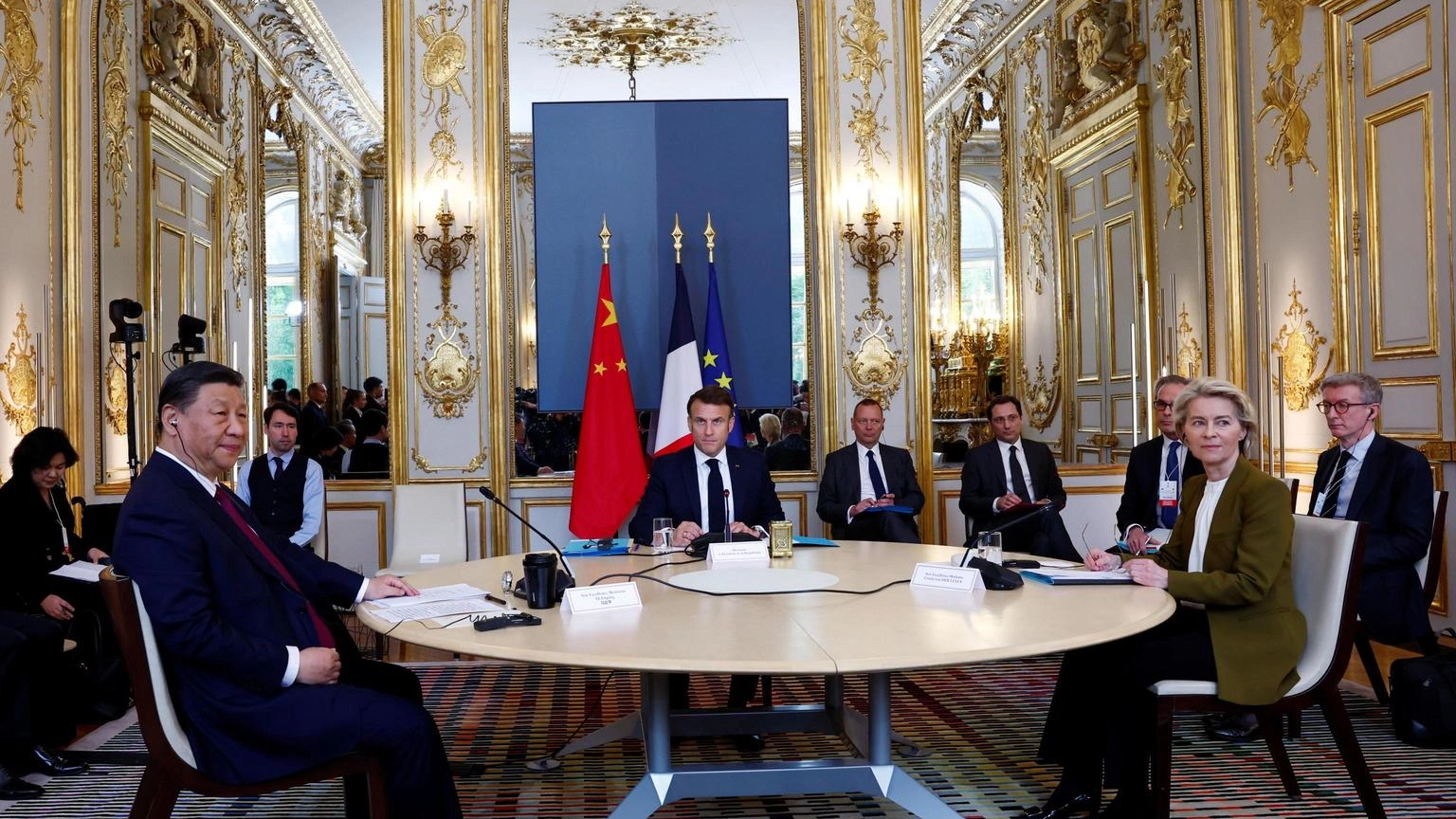 Xi, 'creare le condizioni per i colloqui di pace sull'Ucraina'