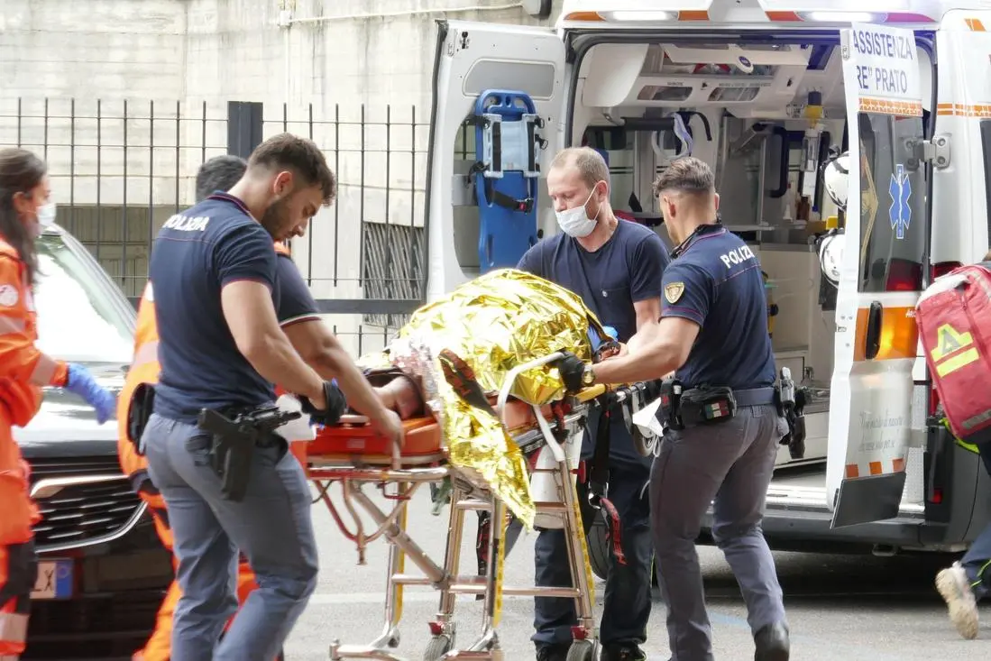 Giallo in un residence. Un morto e un ferito