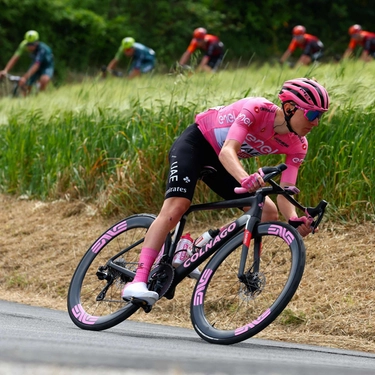Giro d’Italia 2024, la tappa 15 di Livigno in tv: favoriti e orari