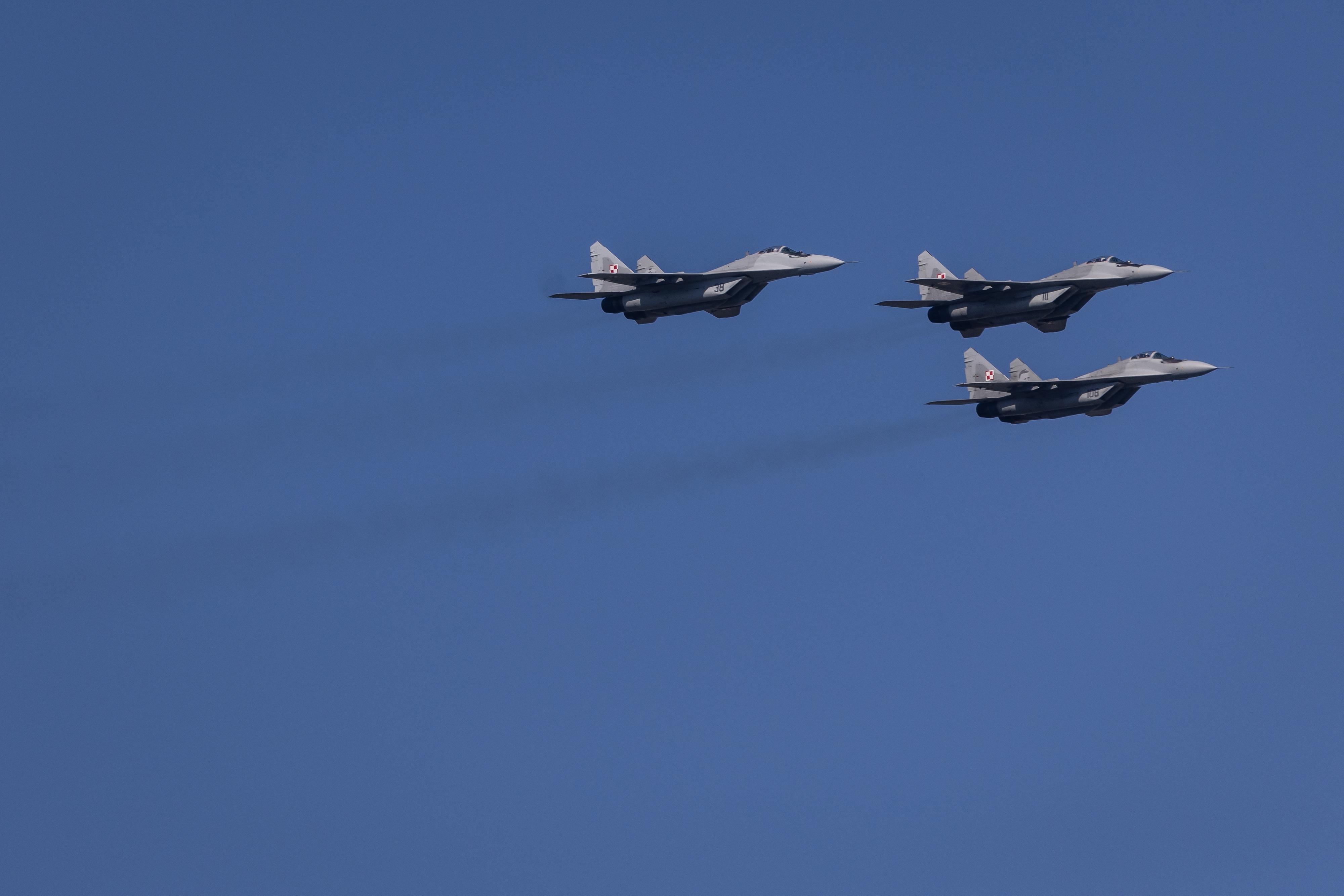 Caccia Nato da Quotidiano.net Caccia Nato decollano dalla Polonia mentre missili X 101 colpiscono l’Ucraina alta tensione nei cieli