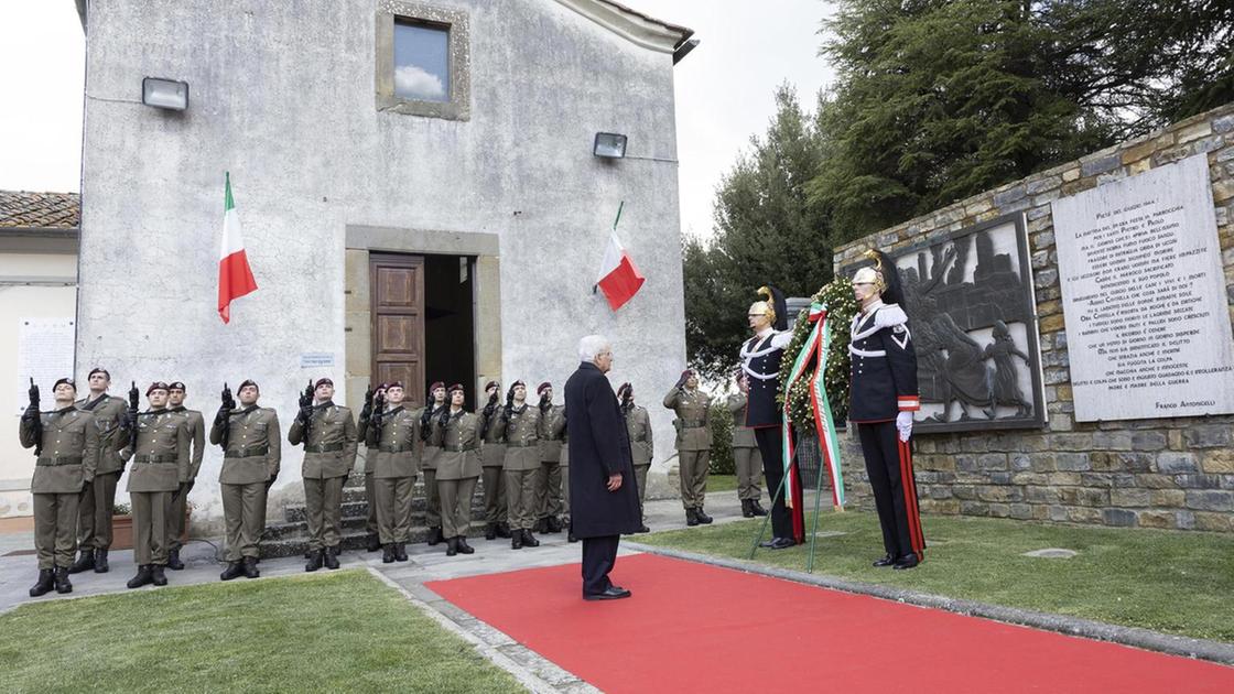 Mattarella, Italia si inchina a chi è morto per liberarci